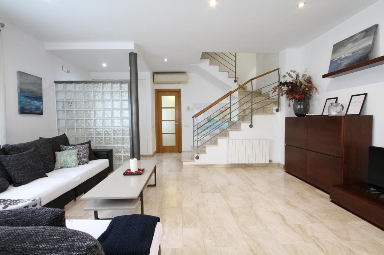 Beach House Castelldefels Buitenkant foto