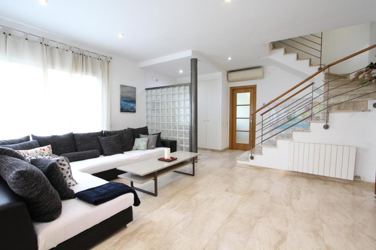 Beach House Castelldefels Buitenkant foto