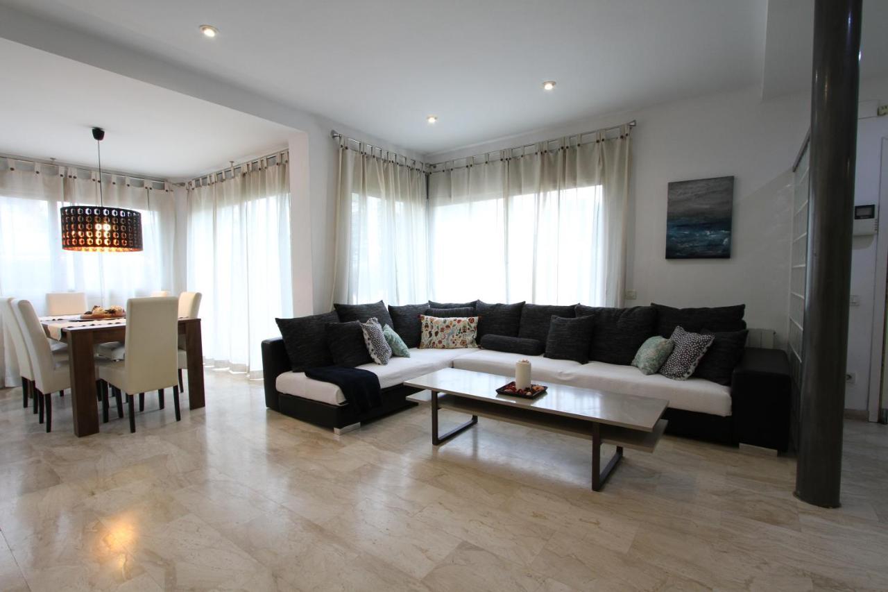Beach House Castelldefels Buitenkant foto