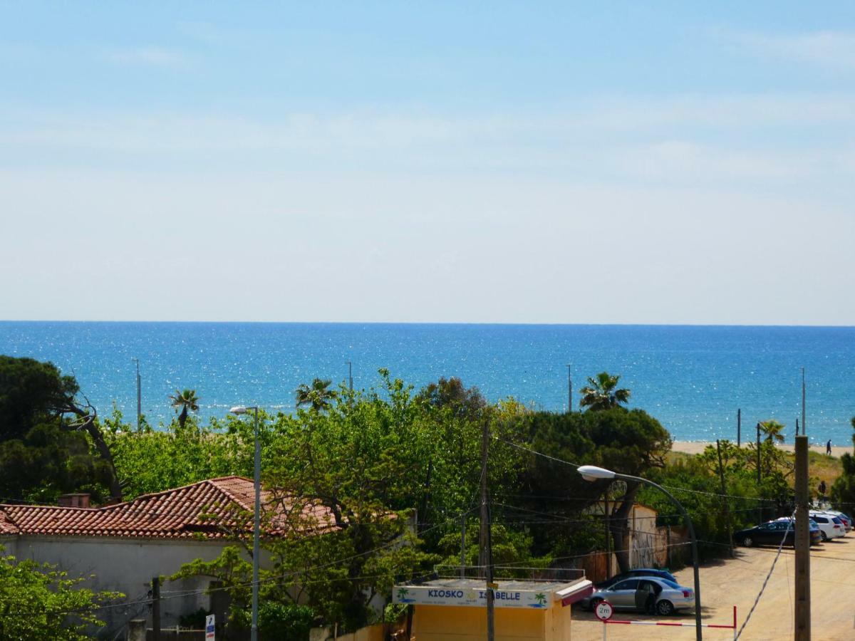 Beach House Castelldefels Buitenkant foto