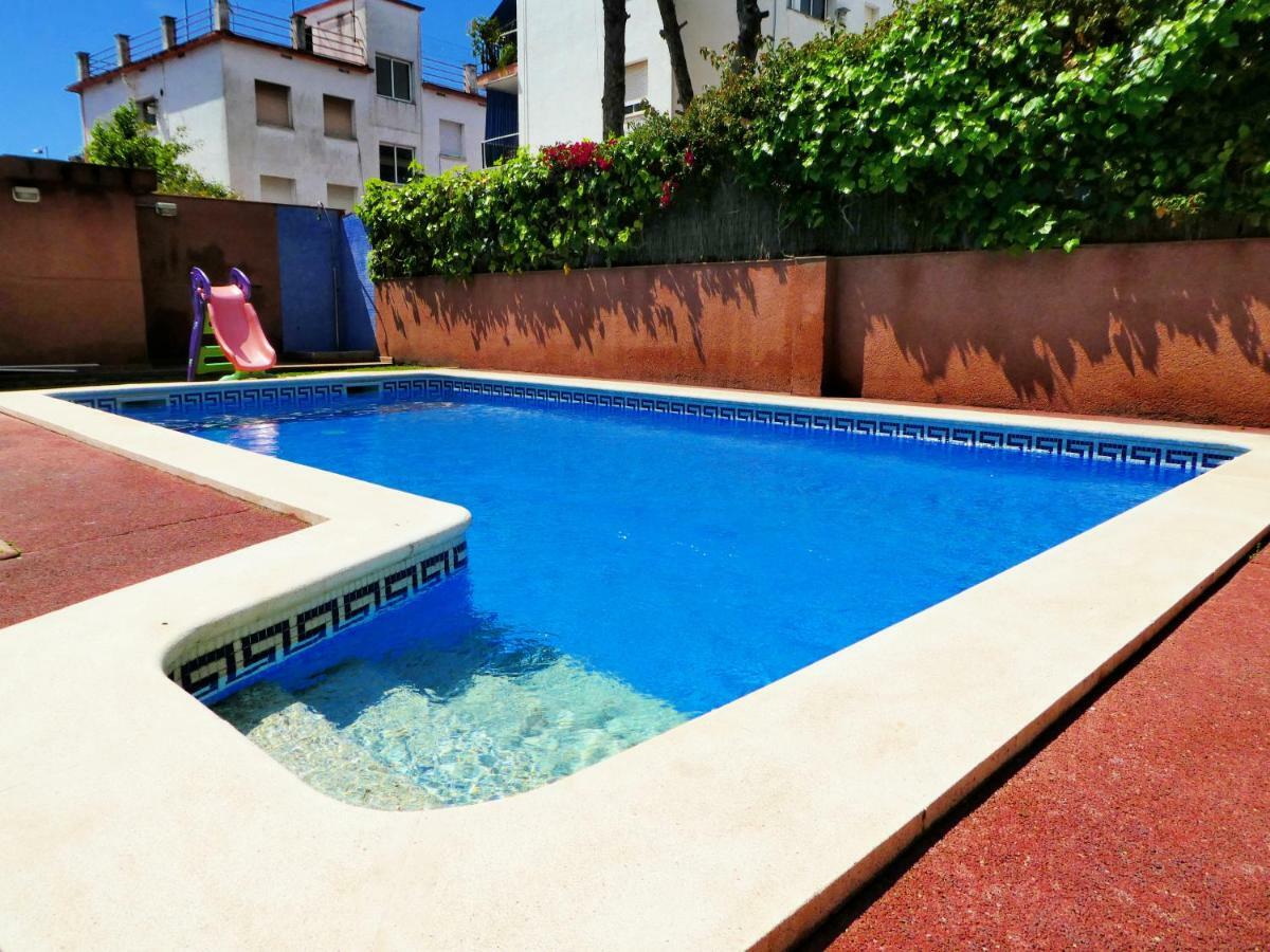 Beach House Castelldefels Buitenkant foto